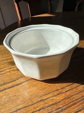 Pfaltzgraff Off White Ceramic Butter Tub Serving Bowl